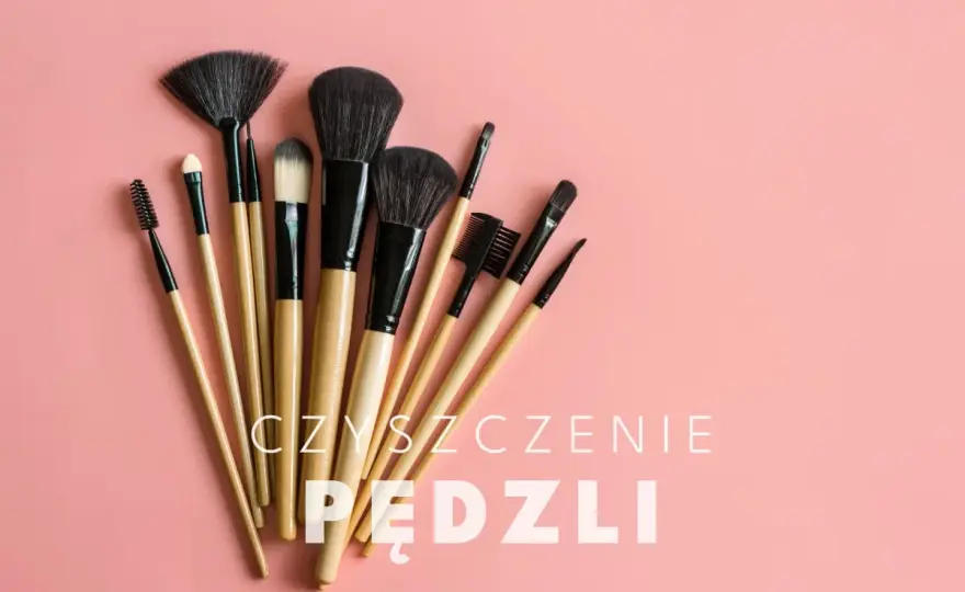 Jak myć pędzle do makijażu? Poradnik, który je uratuje!