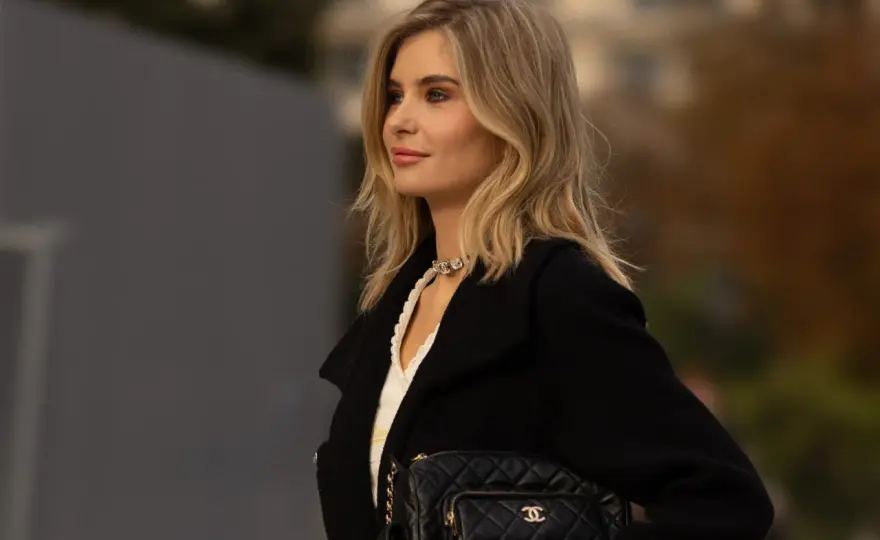 Beżowy blond - Komu pasuje? Dobierz idealny odcień!