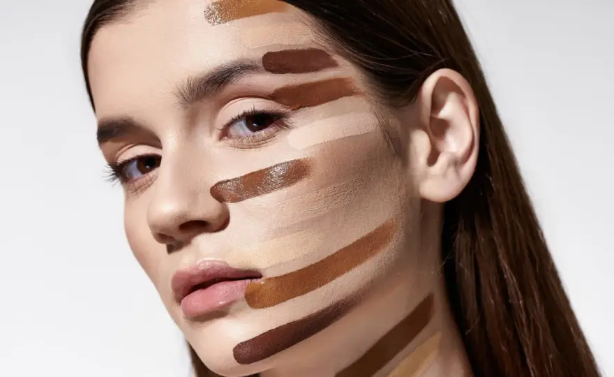 Warm beige w makijażu - Jak wybrać idealny odcień?